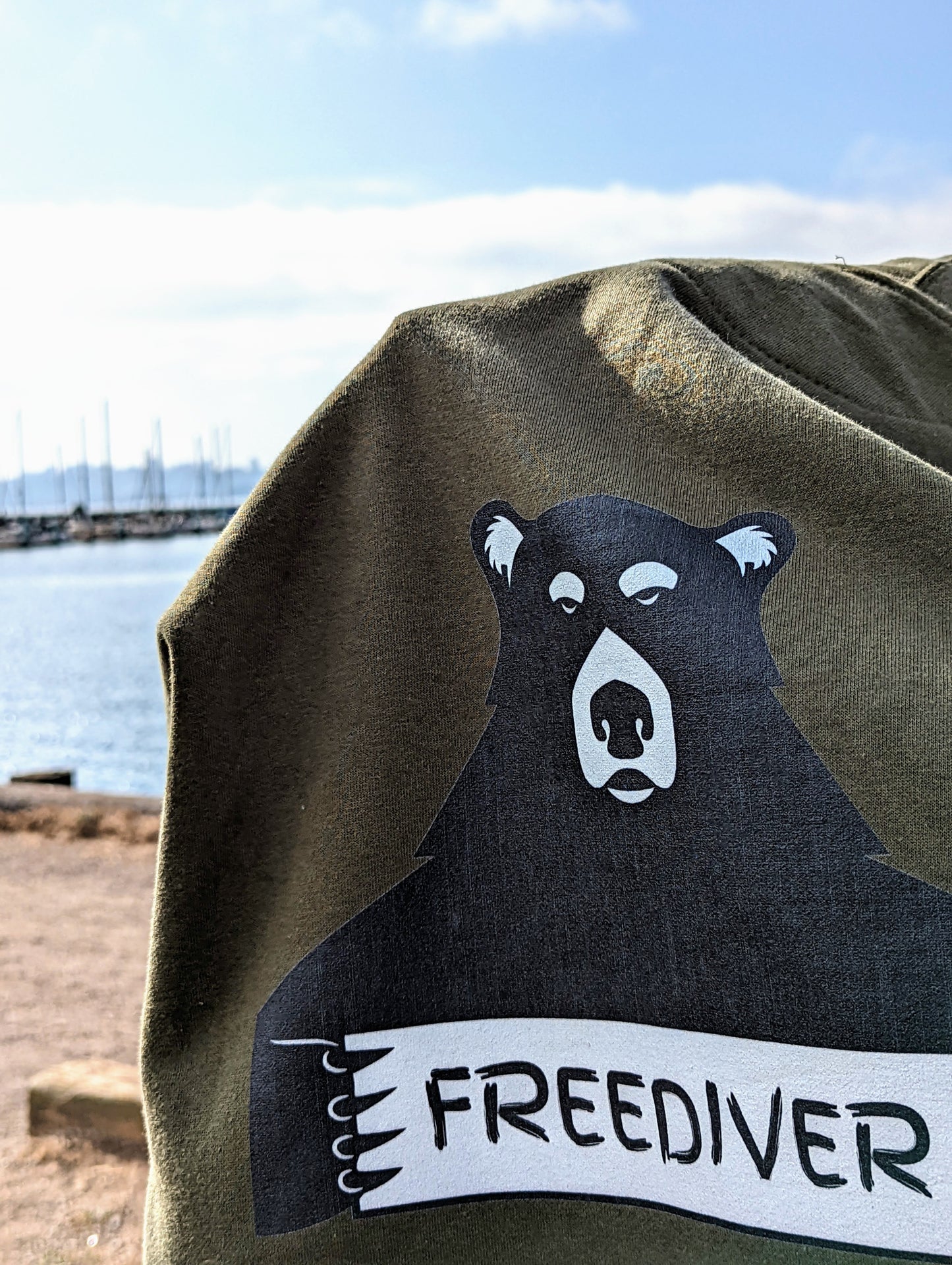Black Bear Freediver Hooded Sweater