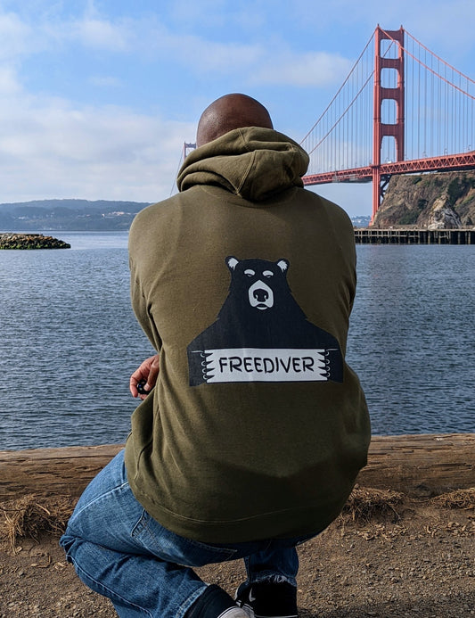 California freedive hoodie with bear design on back
