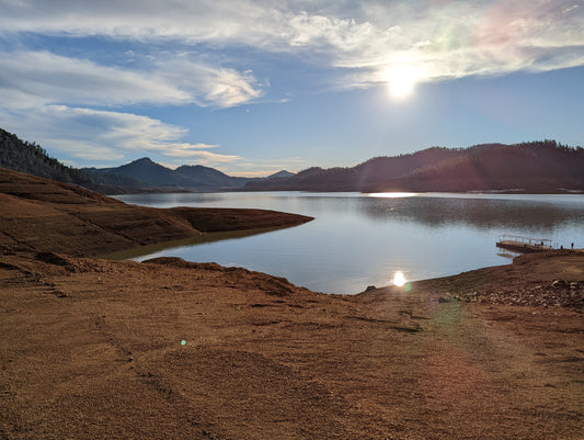 Freediving location at Lake Shasta, setting sun over the lake