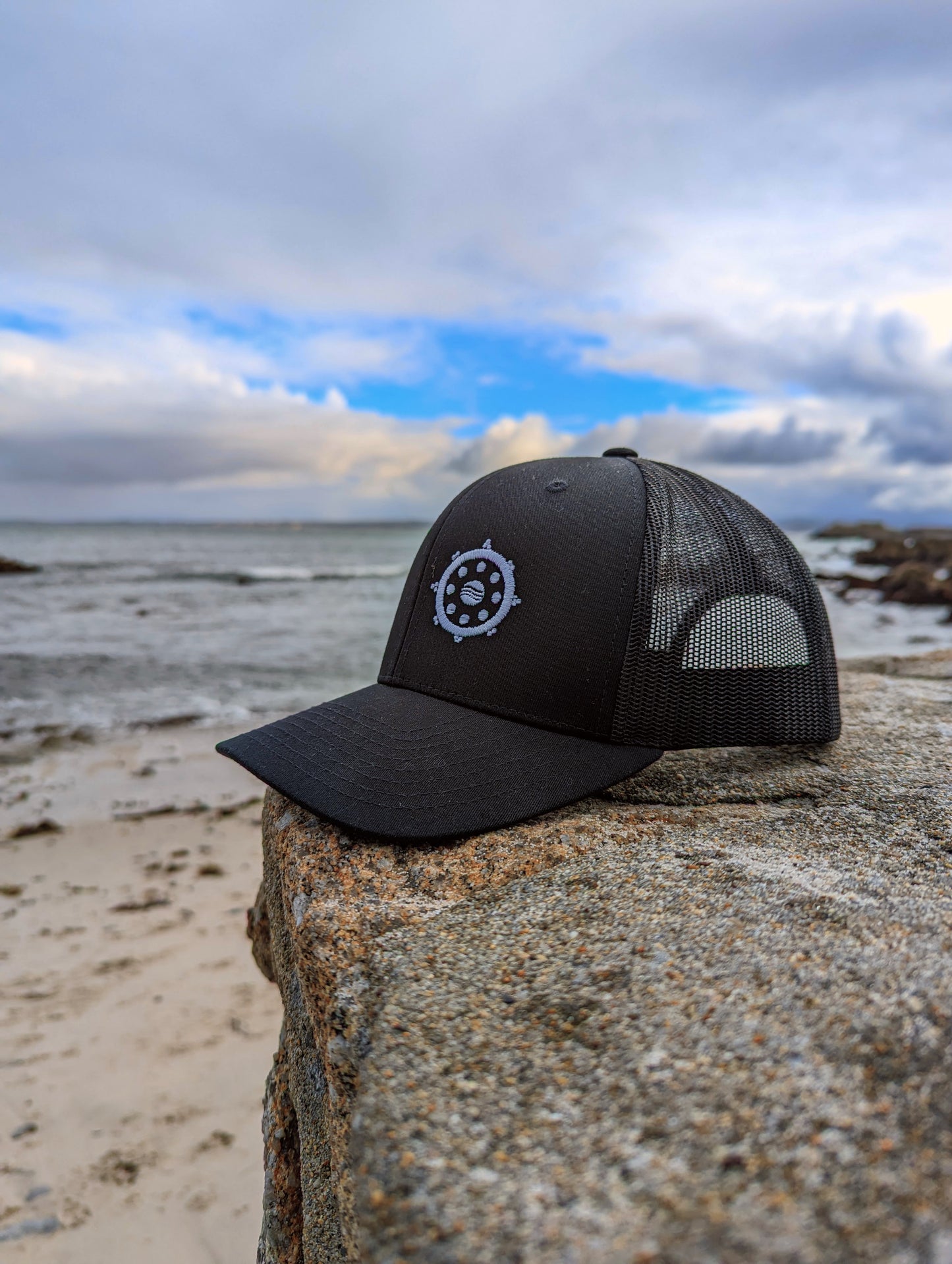 Noble 8 Rugged Coastal Cap