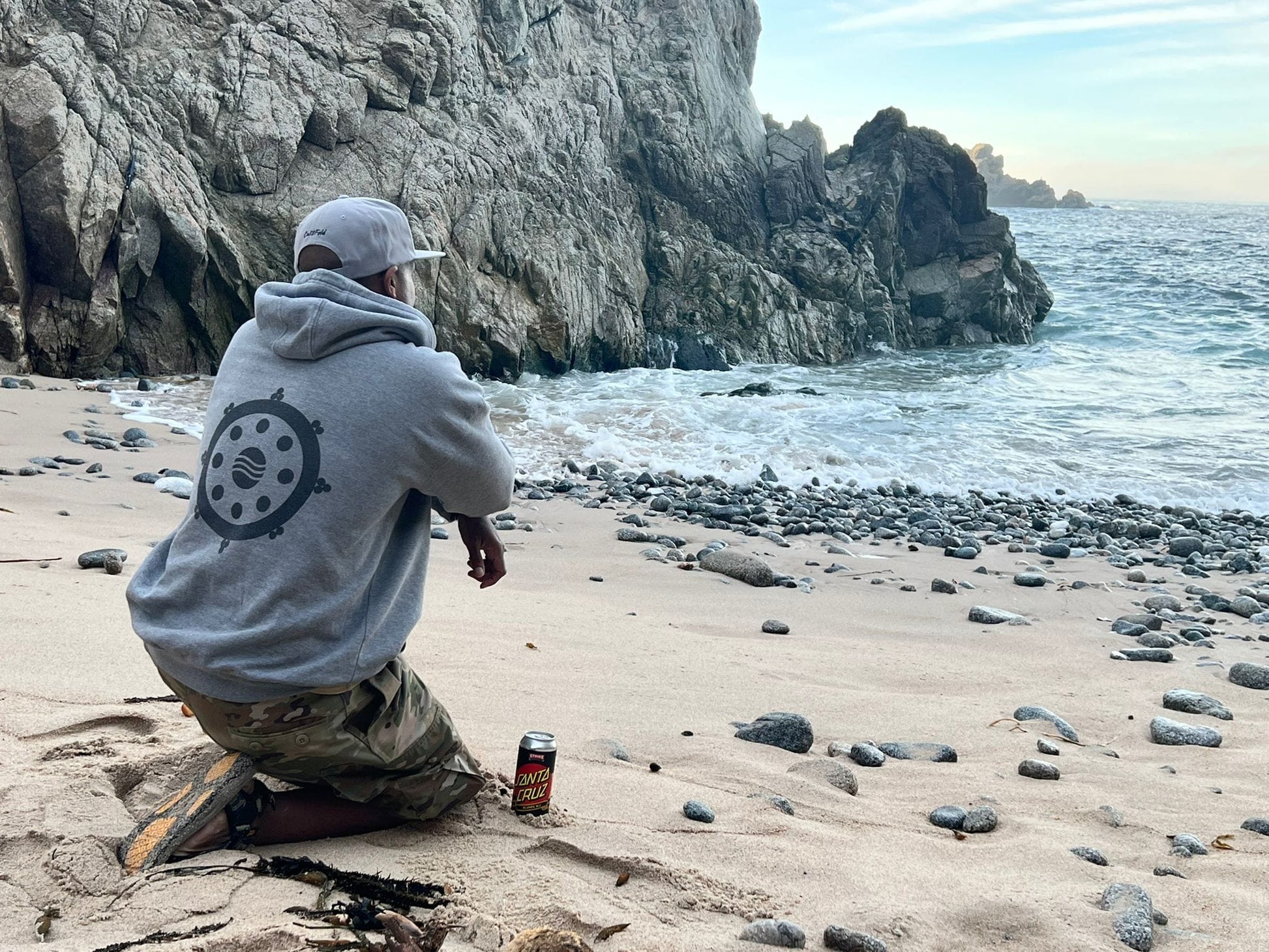 Gray Freediver hoodie apparel by Cali8Fold, Gray hat also by Cali8Fold